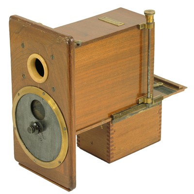 Academy camera 1882. « Marion & co »